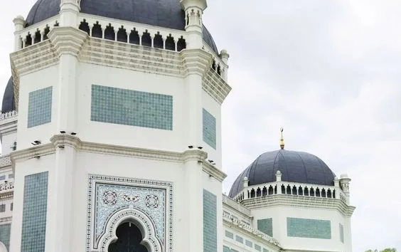 Great Mosque of Medan (Masjid Raya Al-Mashun)